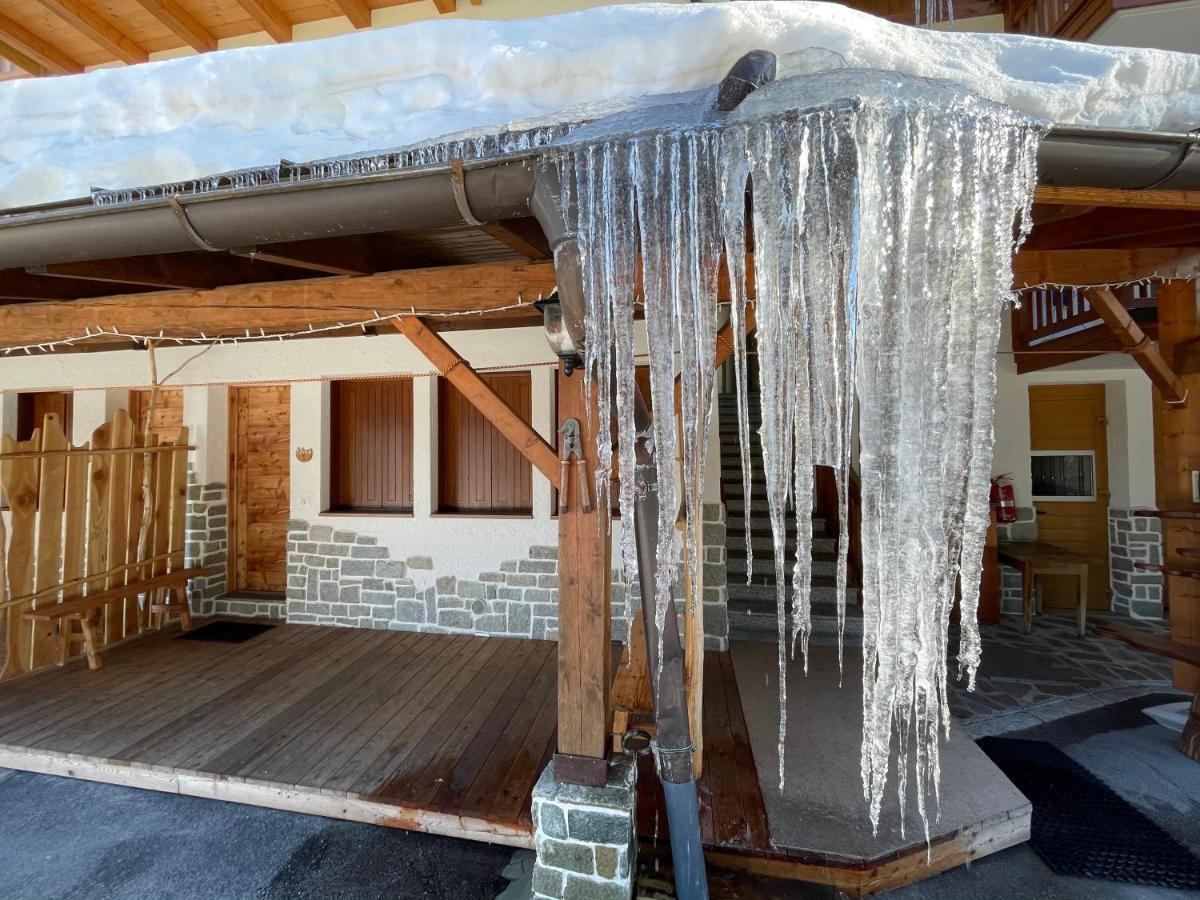 フォルガリダCasa Del Roccoloアパートメント エクステリア 写真